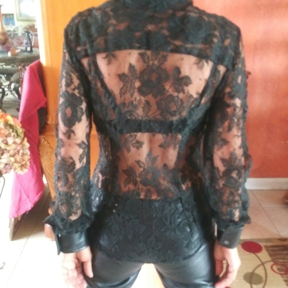 Dolce and Gavana lace and leather shirt. Small - Picture 5 of 5